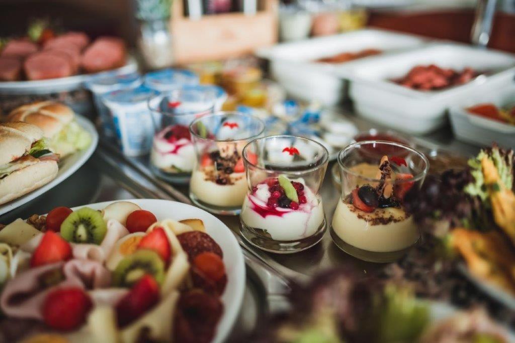 Wellness Hotel Lucia Veselí nad Lužnicí Esterno foto